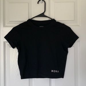 Kora short sleeve crop top